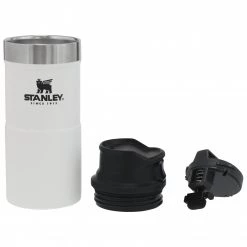 Stanley - Cassic Trigger Action Travel Mug - Tasse 8 Stanley - Cassic Trigger Action Travel Mug - Tasse -Popotes & vaisselle Soldes stanley cassic trigger action travel mug tasse detail 3